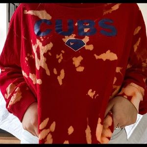 Bleach dyed long sleeve